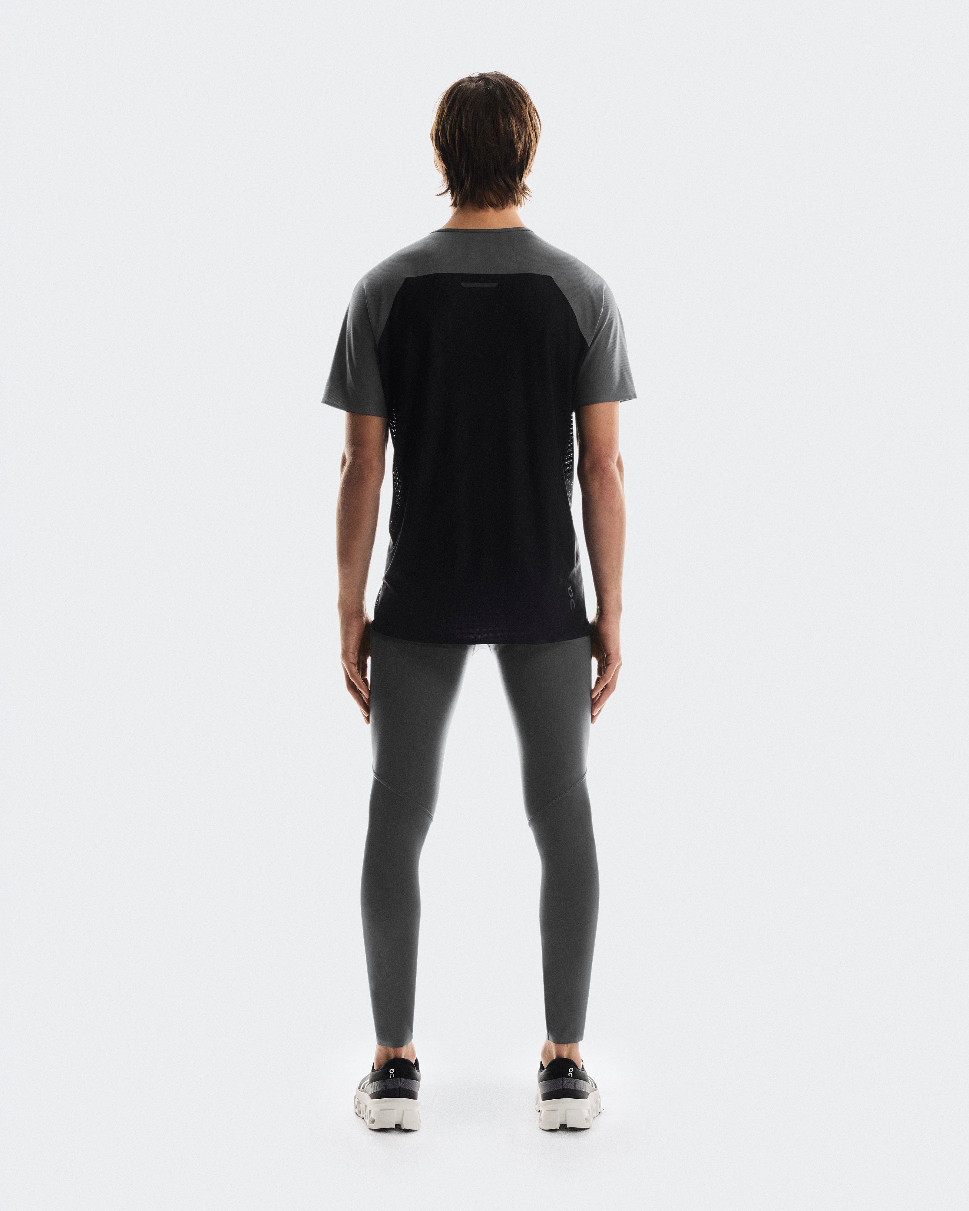 on performance-t Eclipse | Black