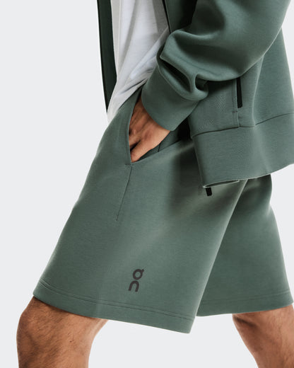 On Focus Tech Shorts Olive
