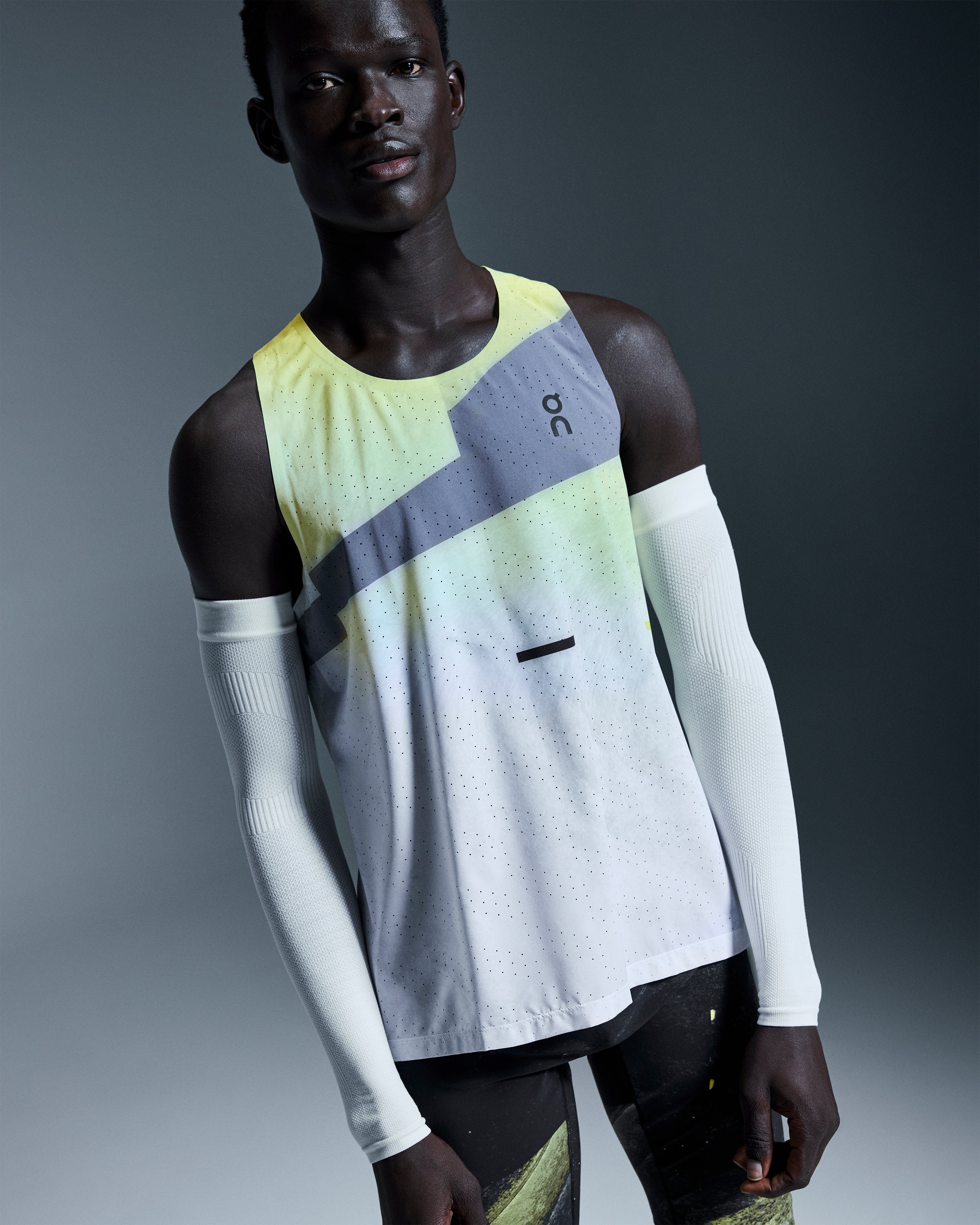 On Performance Arm Sleeves White | White