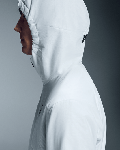on trek jacket insulated White