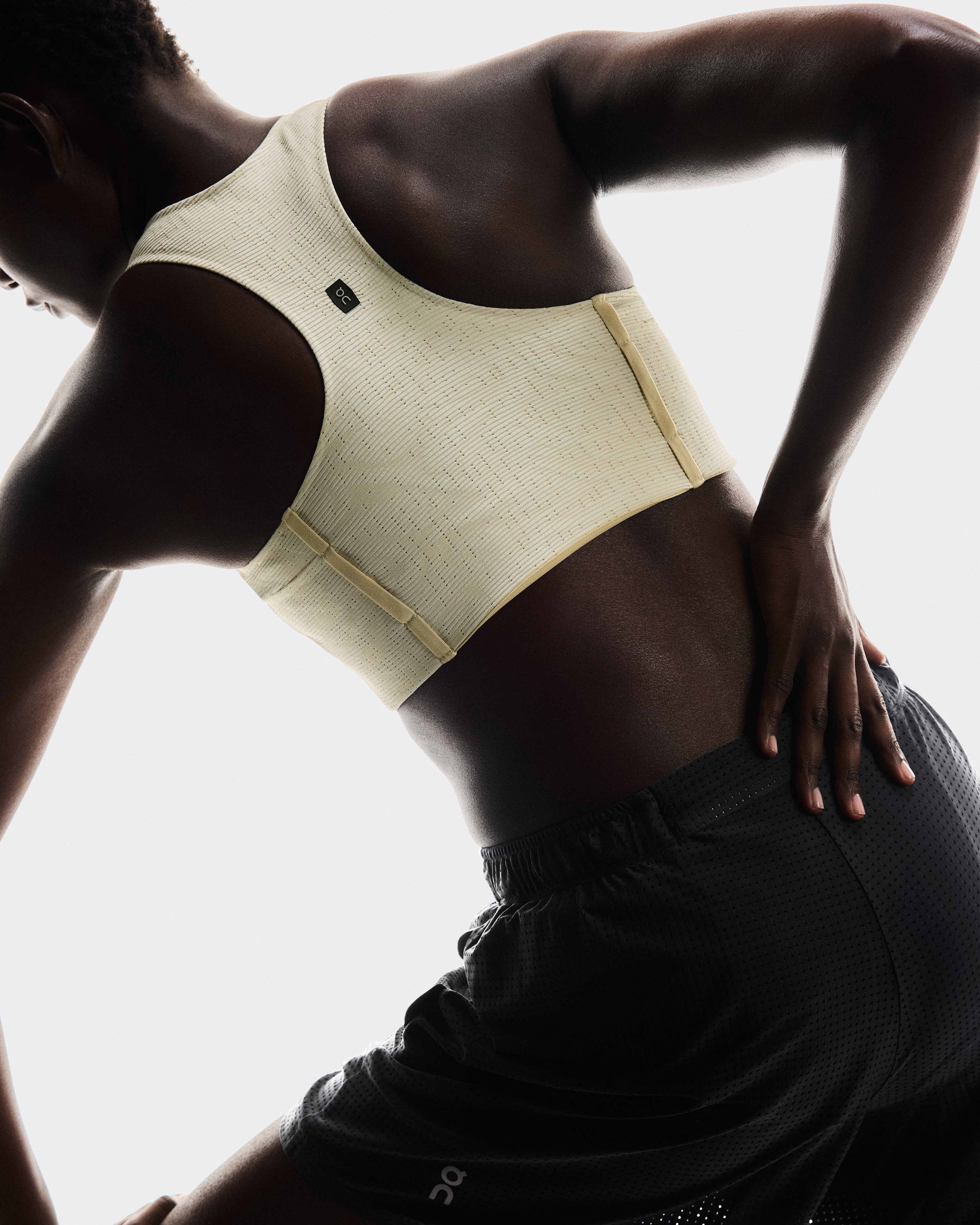 On Pace Pocket Bra Taupe (Women'S)