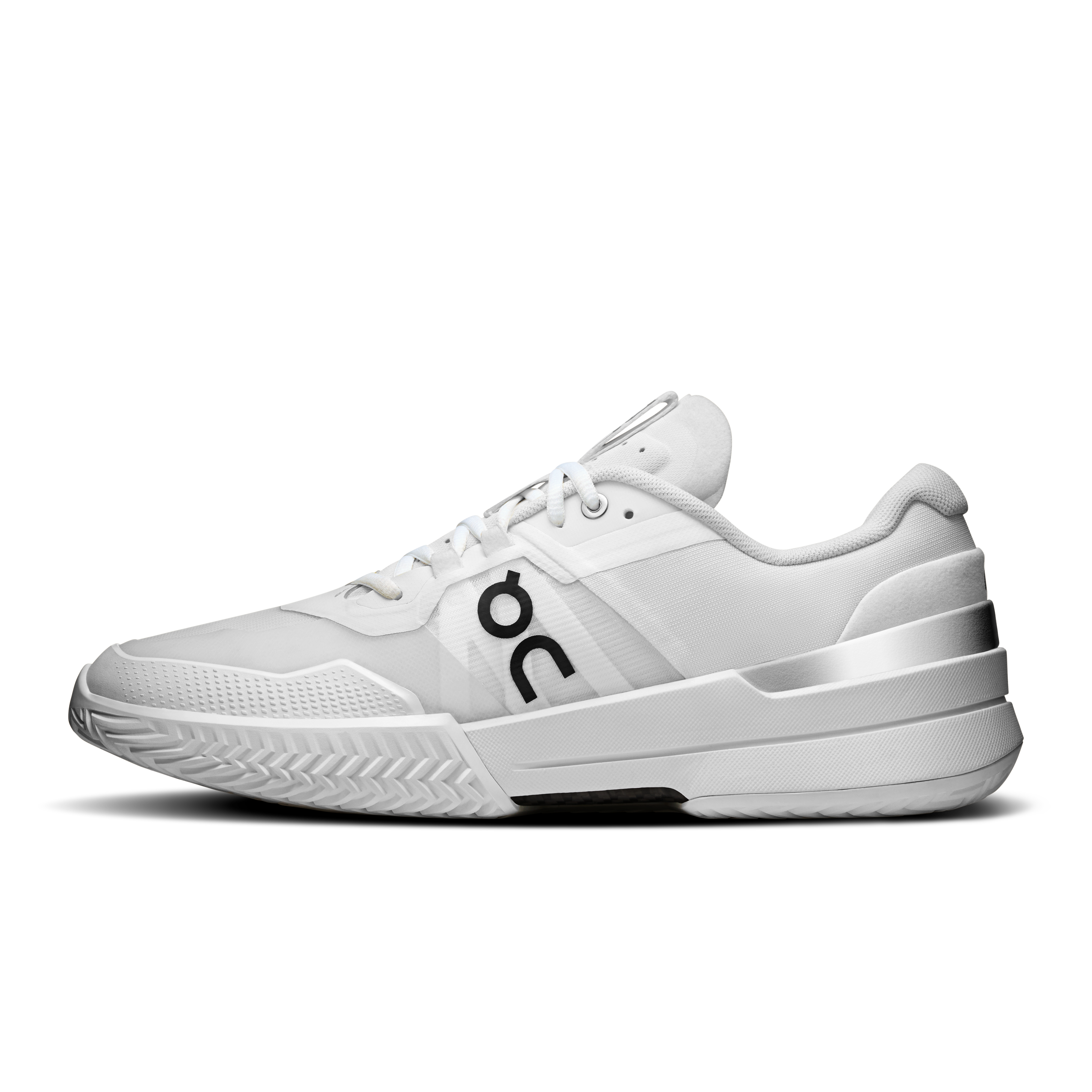 on running the roger pro 2 all white