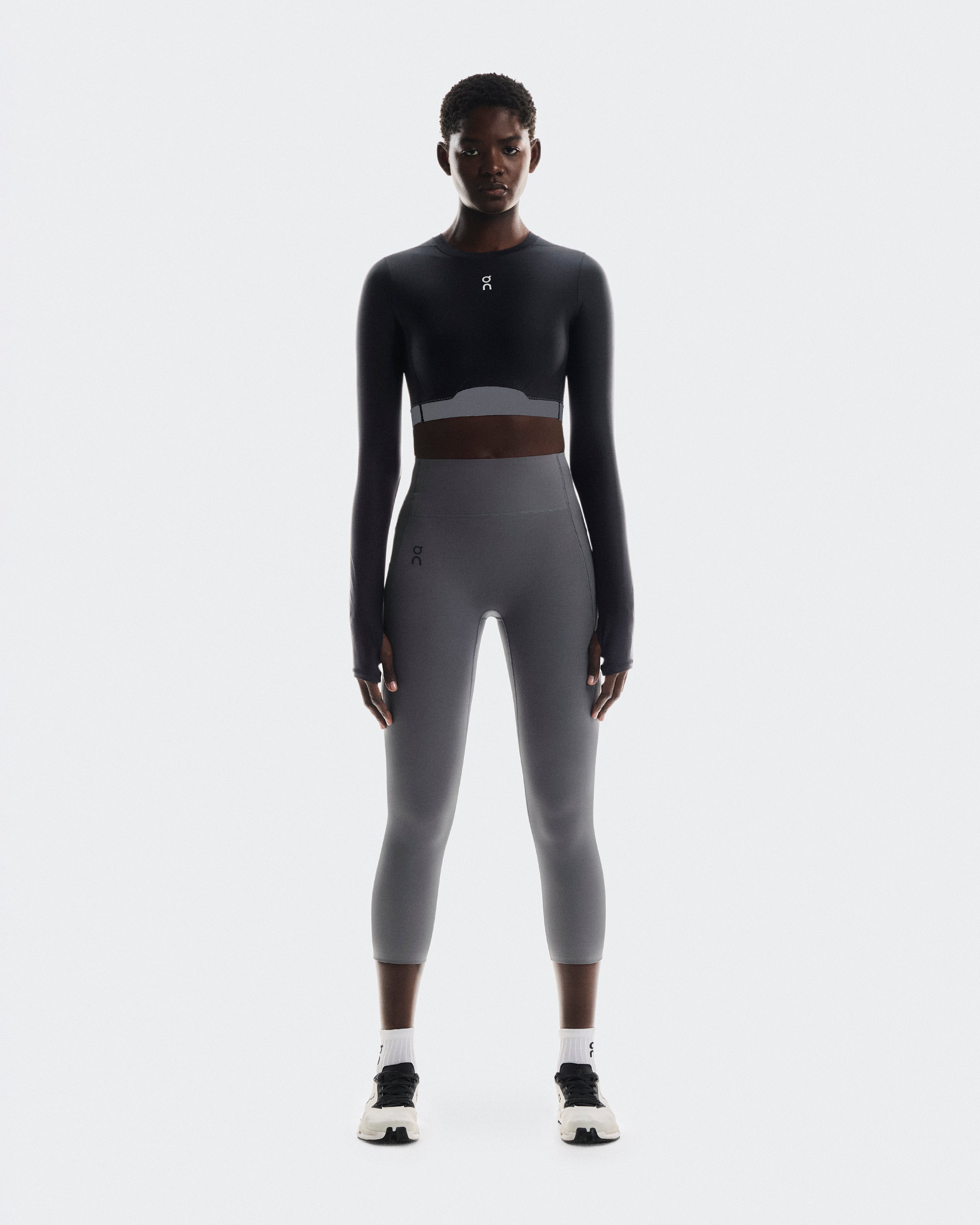On Train Long Sleeve Crop Black (Women'S)