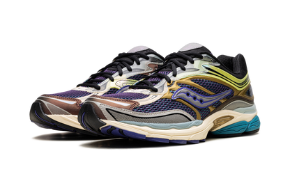 Saucony ProGrid Omni 9 Crystal Cave