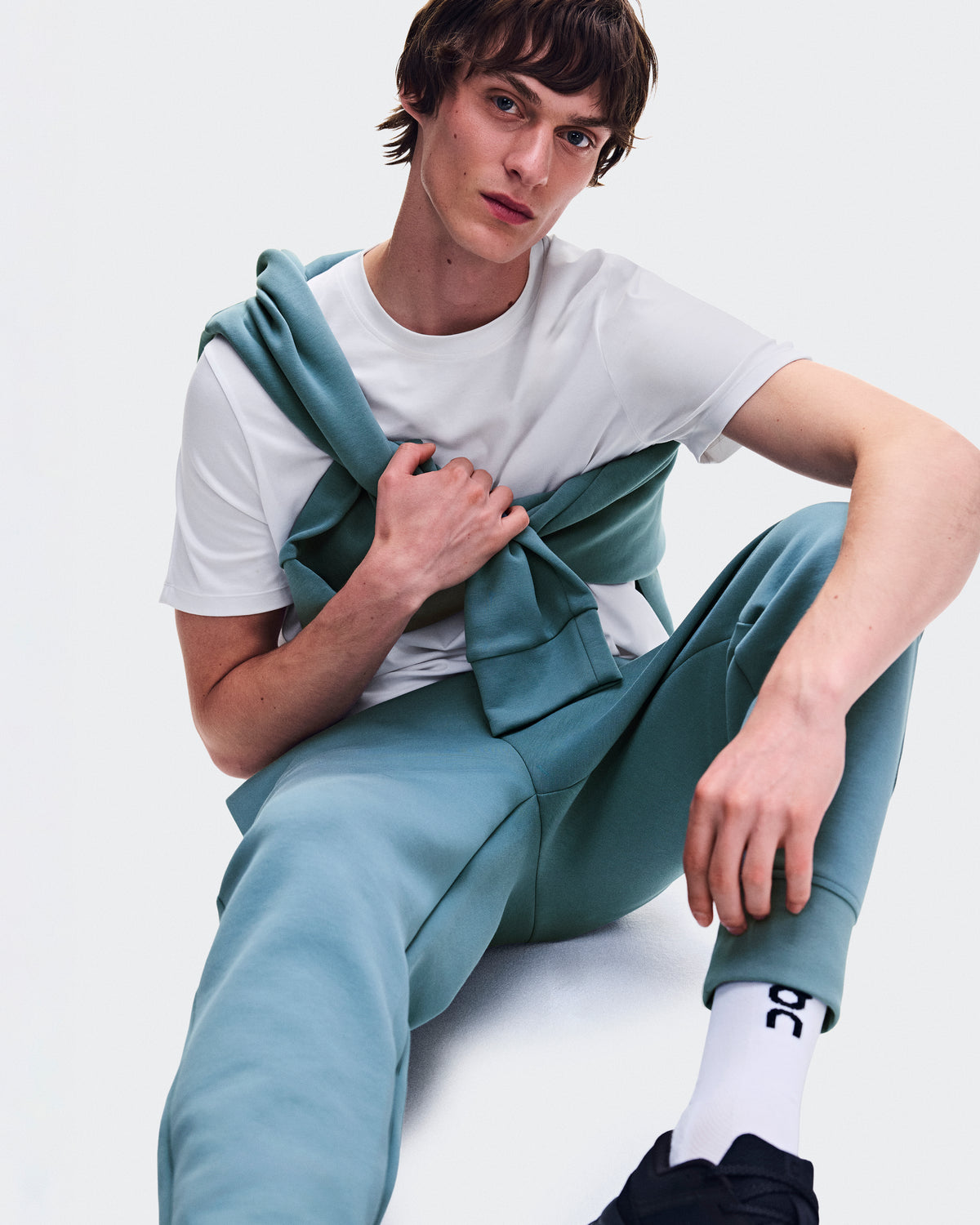 On Focus Tech Sweatpants Agave