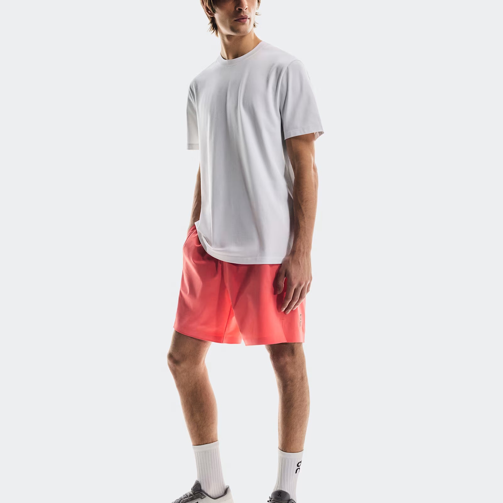 On Focus Shorts Coral