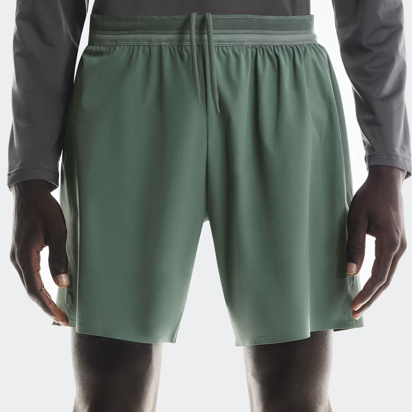 On 7" Performance Shorts Olive