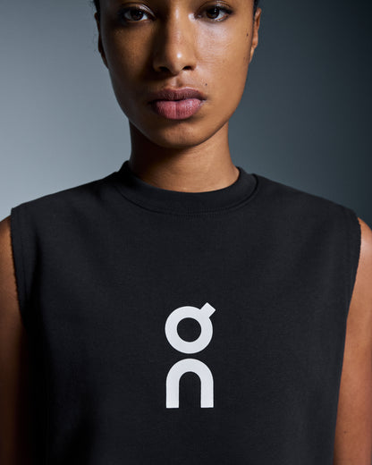 On Club Crew Crop Black (Women's)