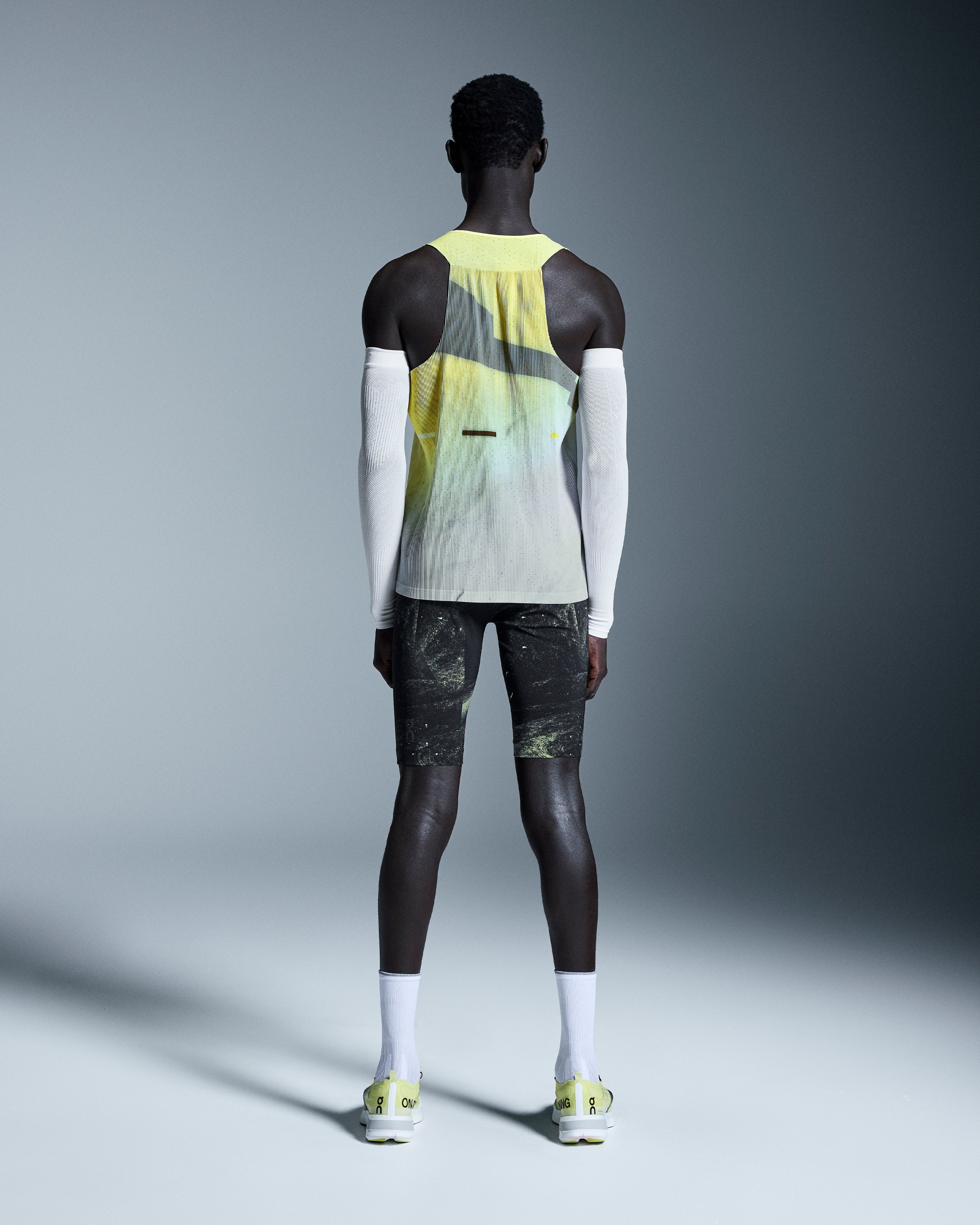 On Race Tights Half Black | Limelight
