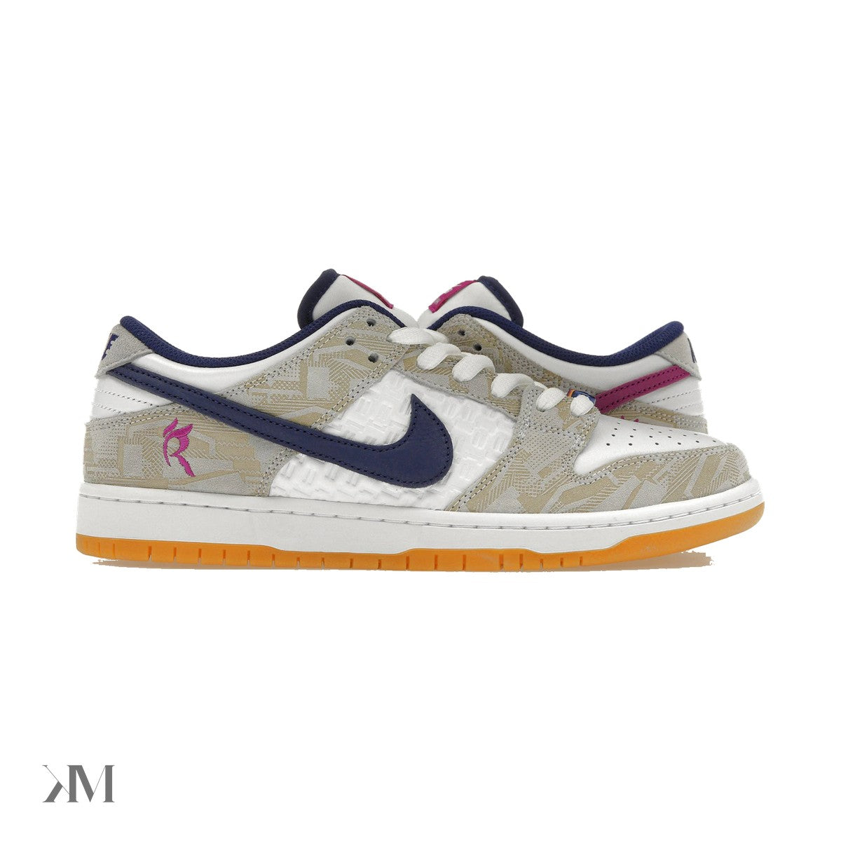Nike SB Dunk Low Rayssa Leal, side profile