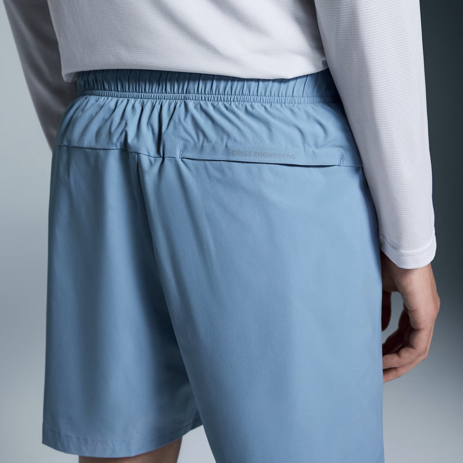 On 5" Core Shorts Chambray