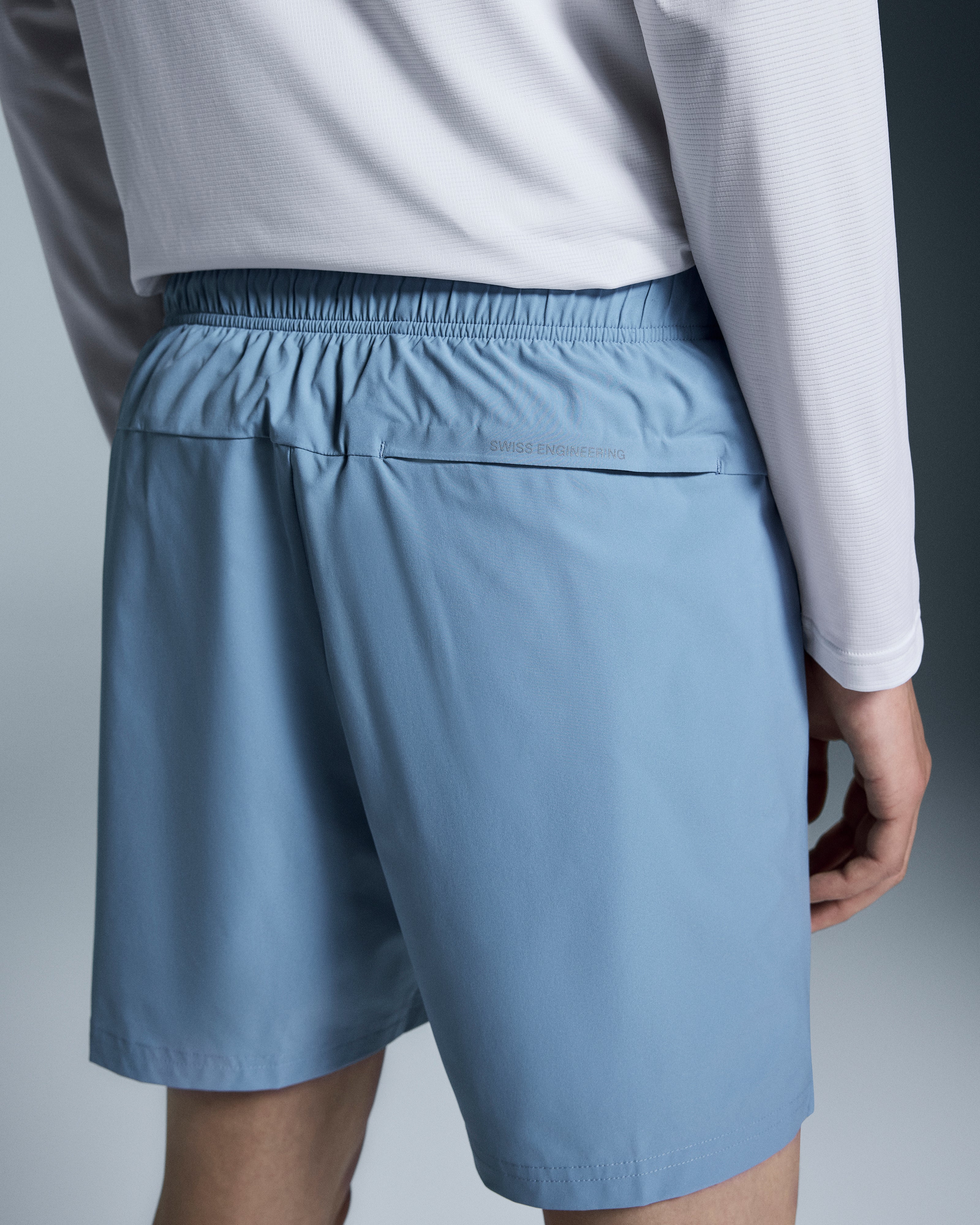 on 5" core shorts Chambray