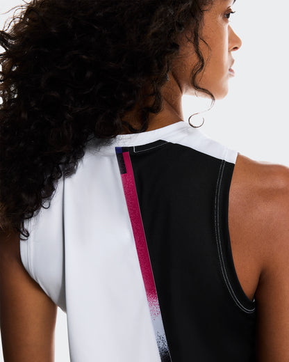 On Court Tank White | Black (Women's)