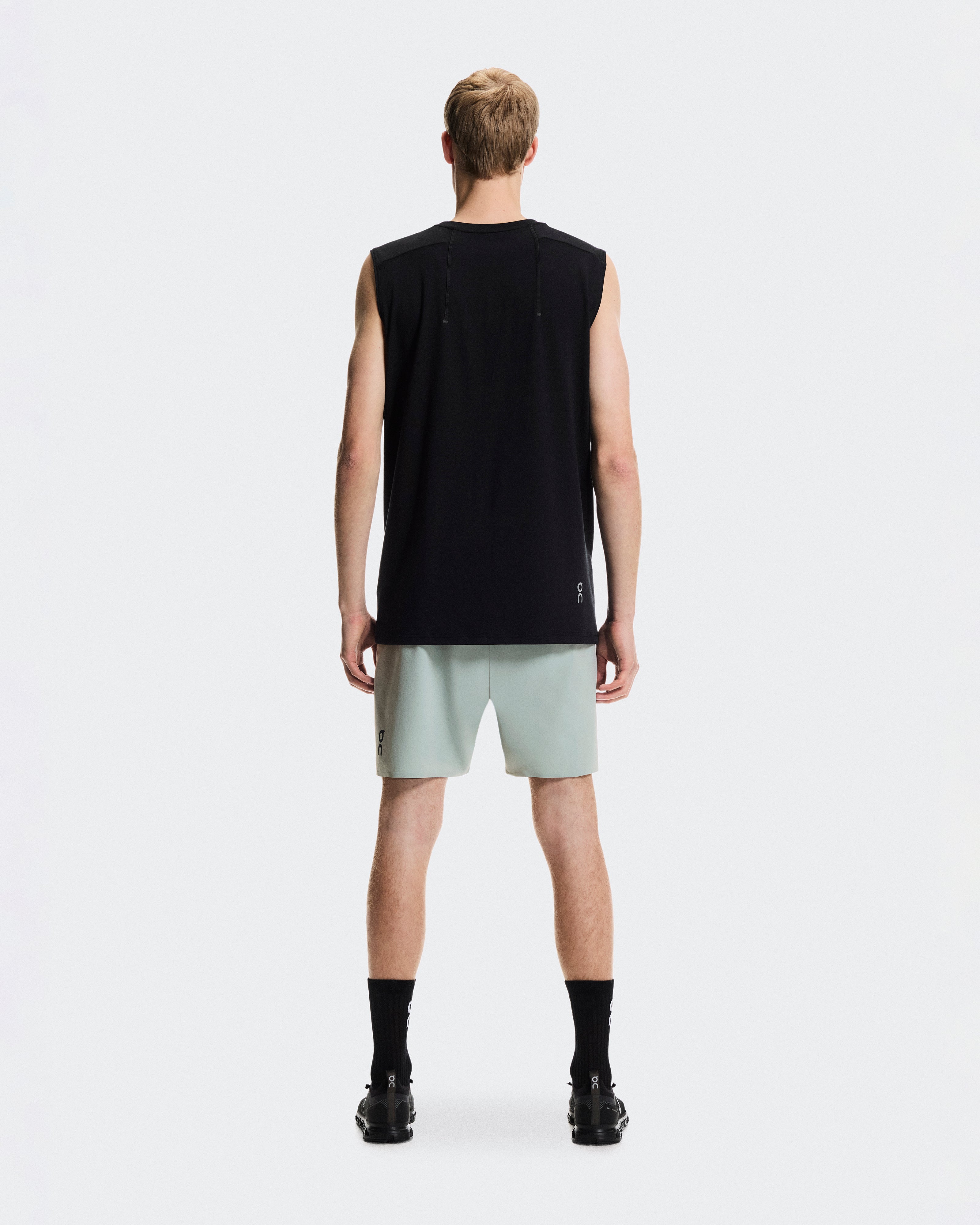On Focus Shorts Mineral