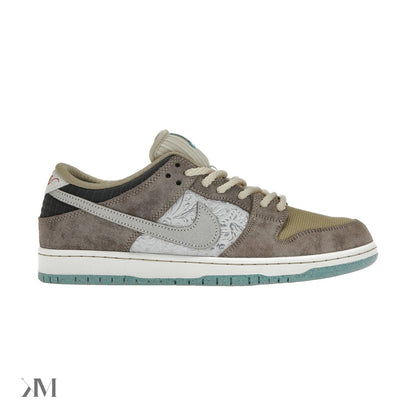 Nike SB Dunk Low Big Money Savings, side profile