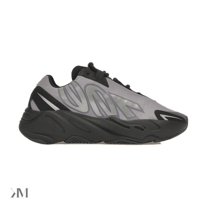 Adidas Yeezy Boost 700 MNVN Geode, side profile