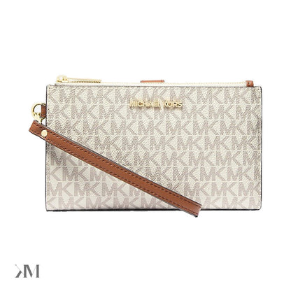 Jet Set Travel Signature Logo Smartphone Wallet Vanilla Vanilla