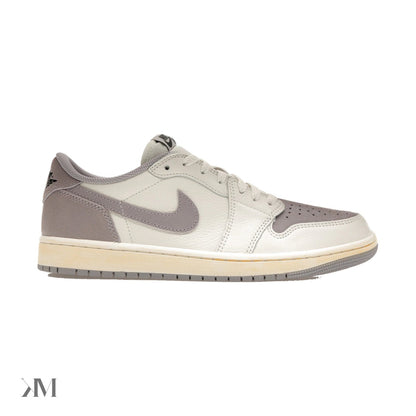 Jordan 1 Retro Low OG Atmosphere Grey, side profile