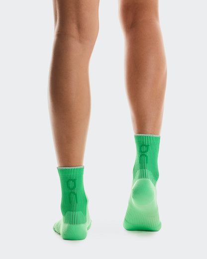 On Performance Run Sock Mid Honeydew | Parsley