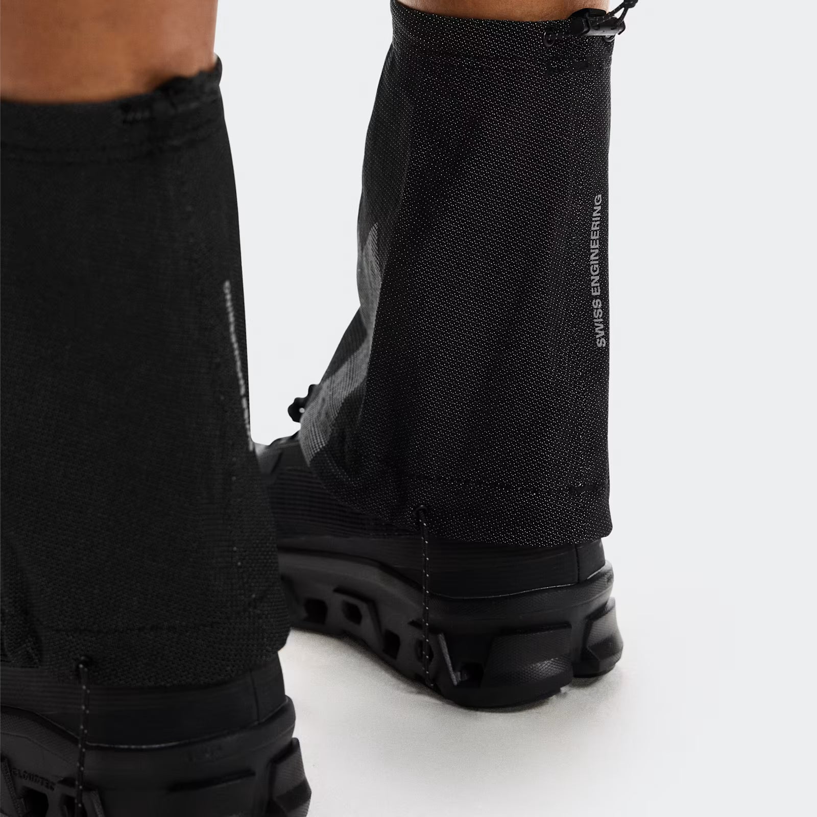 On Trail Shoe Gaiter Black