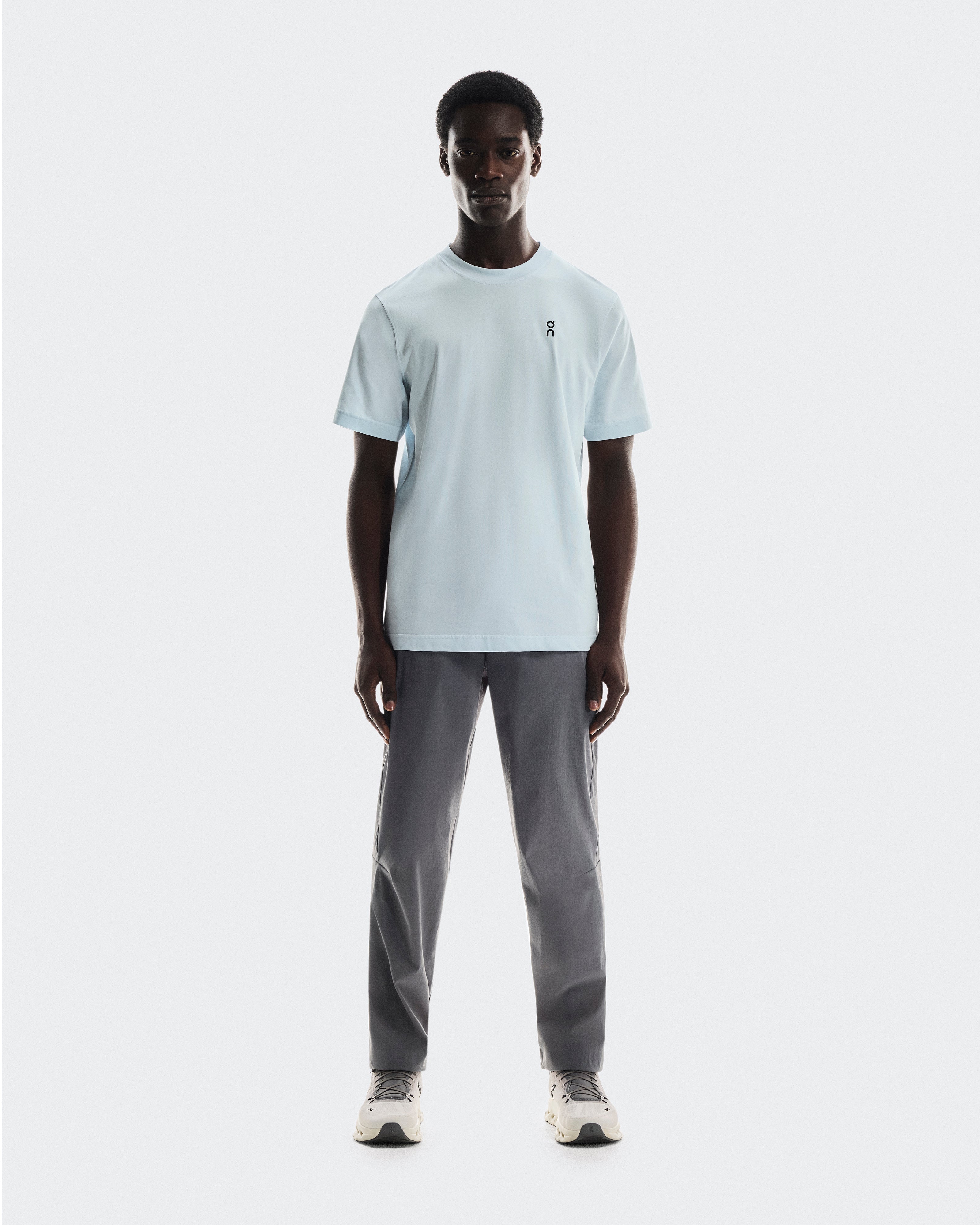 On Graphic-T Arctic