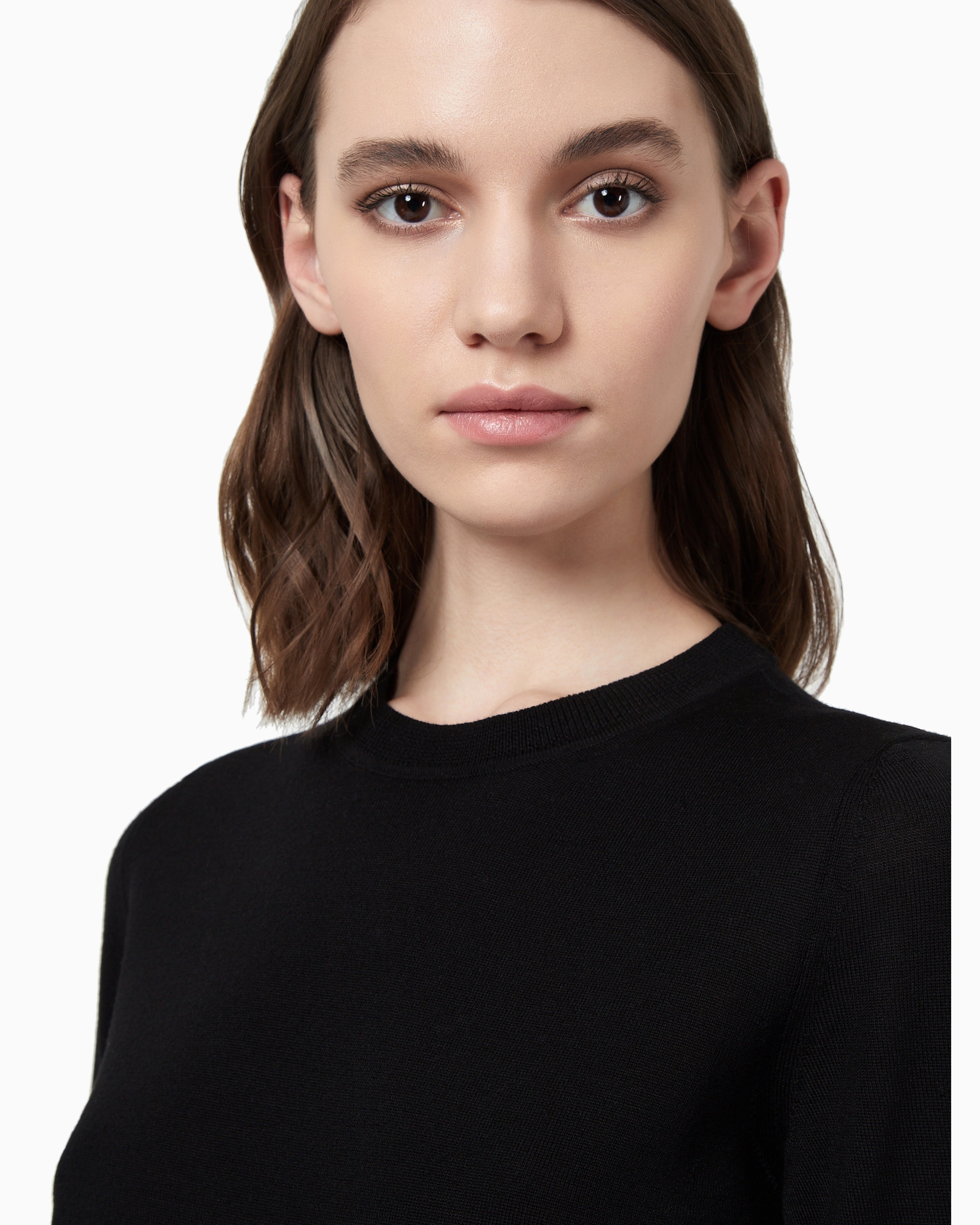 Emporio Armani Crew neck jumper in pure virgin wool with ribbed edges