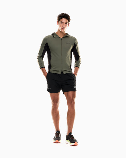 EA7 Dynamic Athlete shorts in VIGOR7 technical fabric