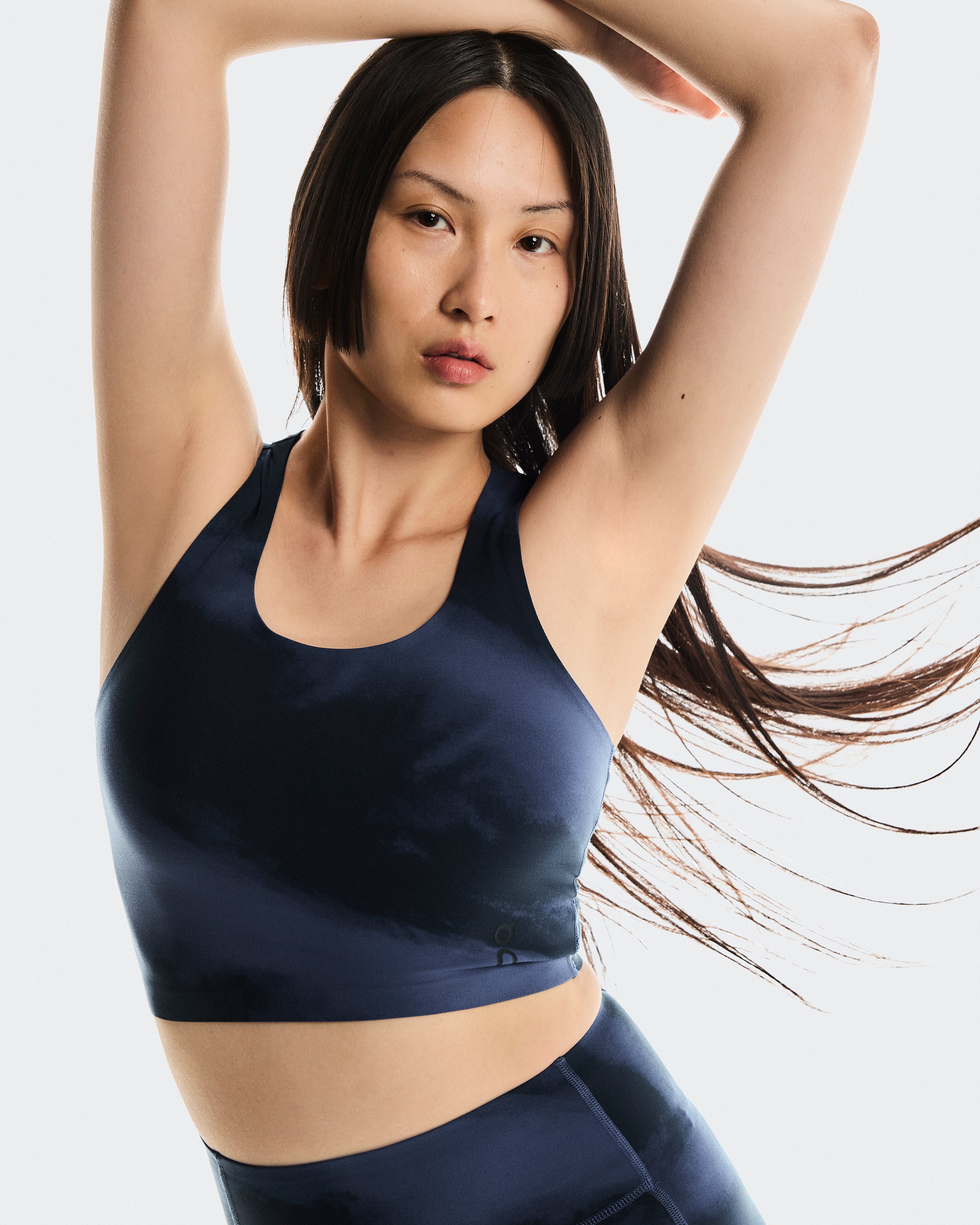 On Studio Open Back Crop Acai | Navy (Women'S)
