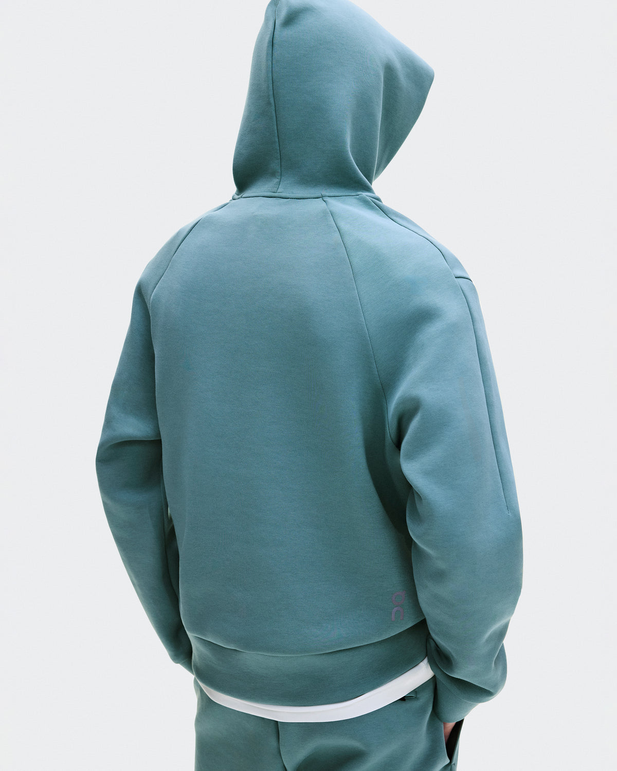 On Focus Tech Hoodie Agave