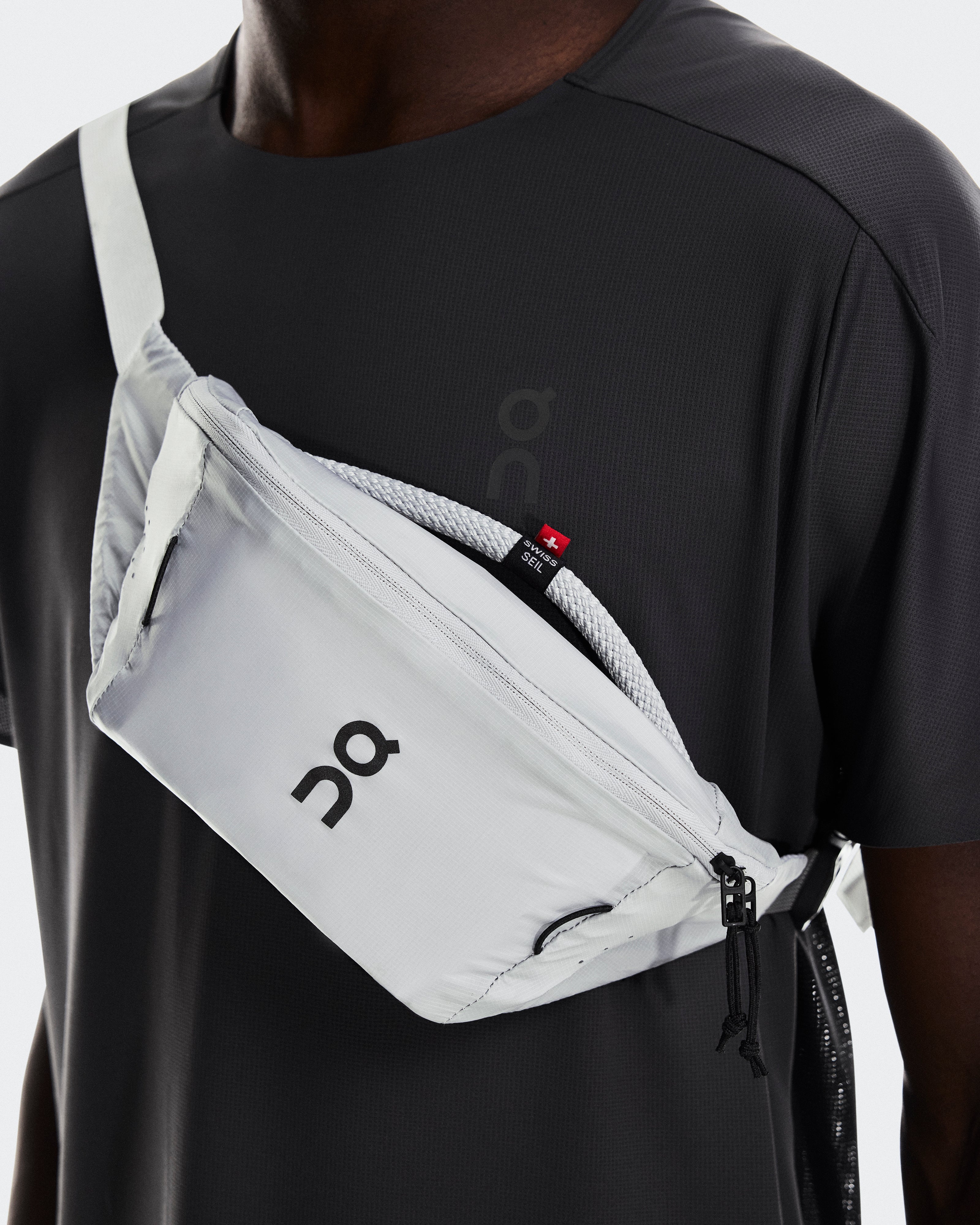 On Waist Pack 2L Lite Glacier