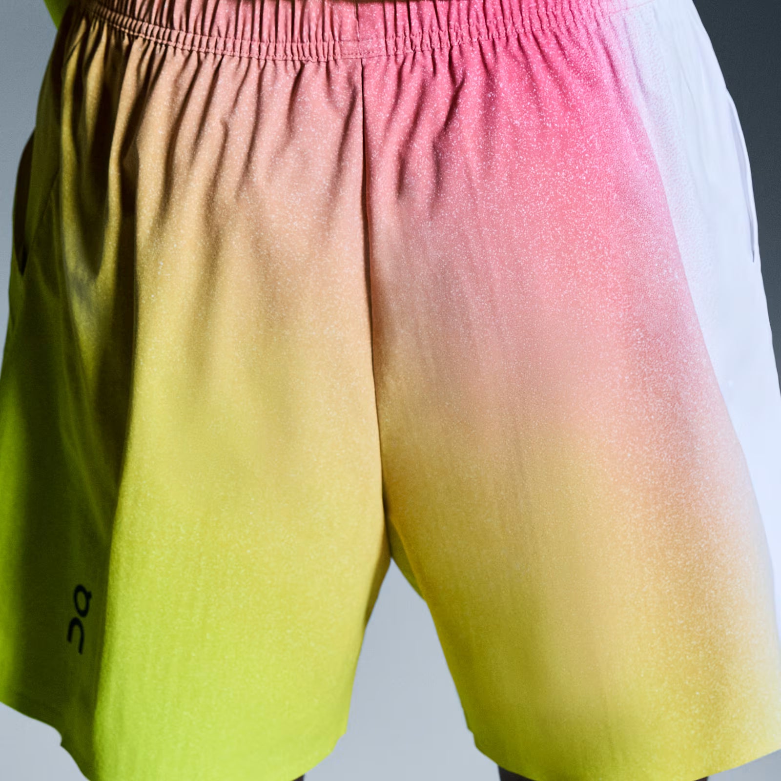 On Court Shorts White | Lime