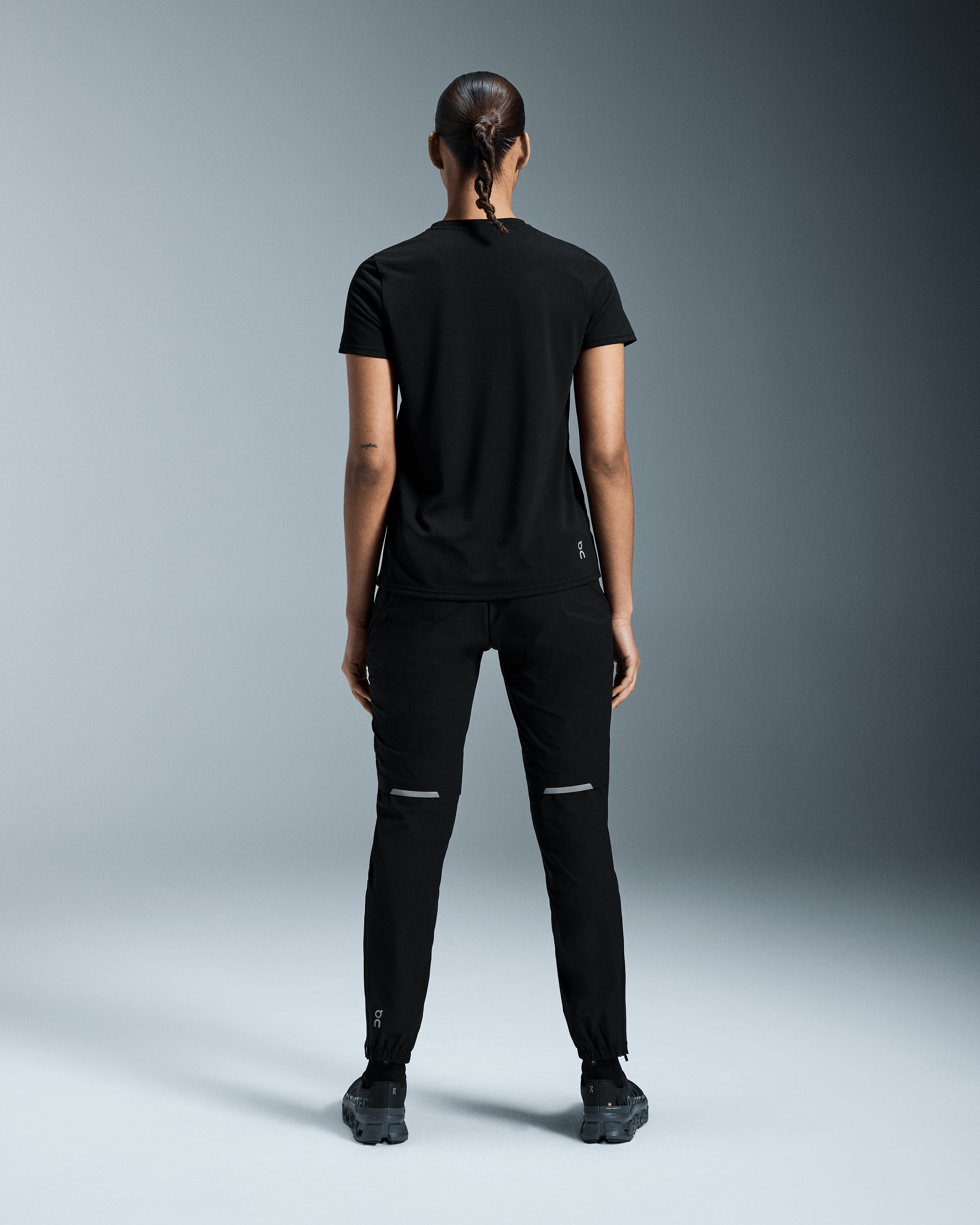 On On Run-T Black (Women'S)