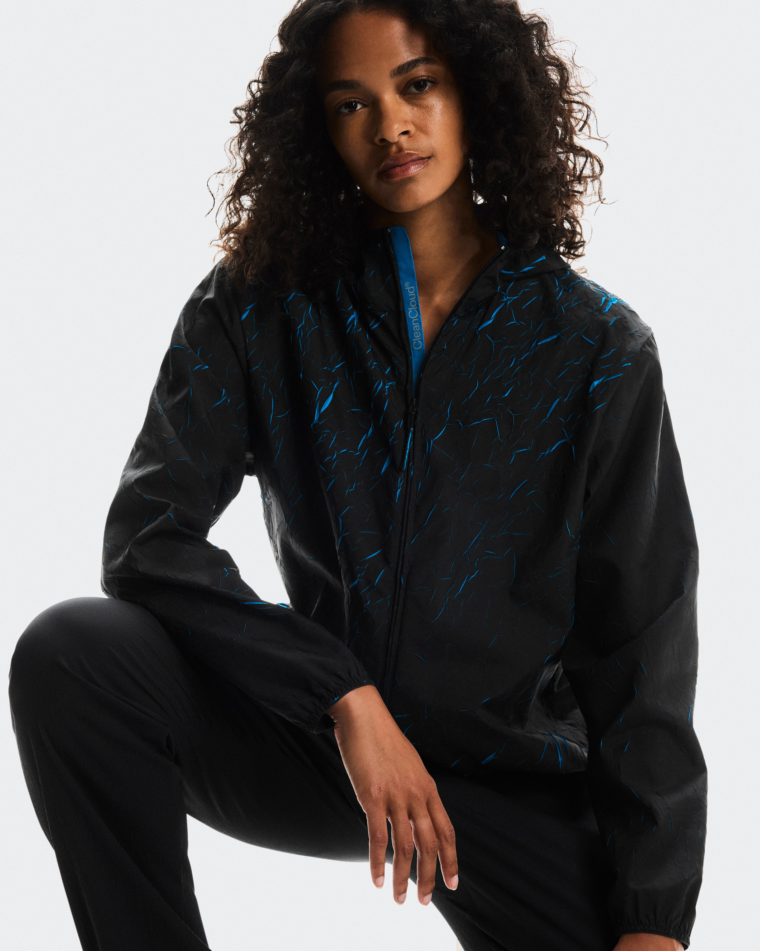 On Pace Run Jacket Malibu | Black (Women'S)
