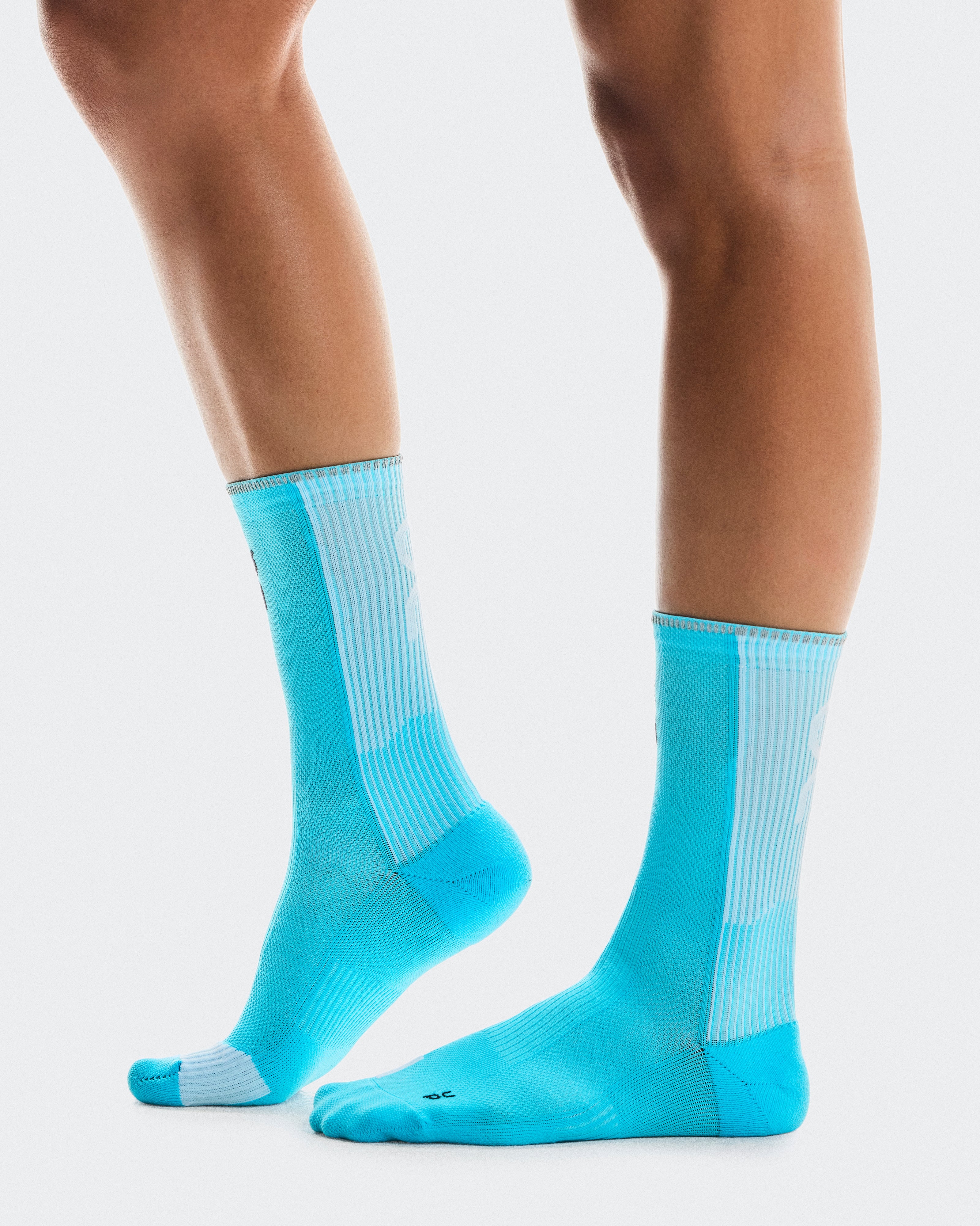 On Performance Run Sock High Horizon | White