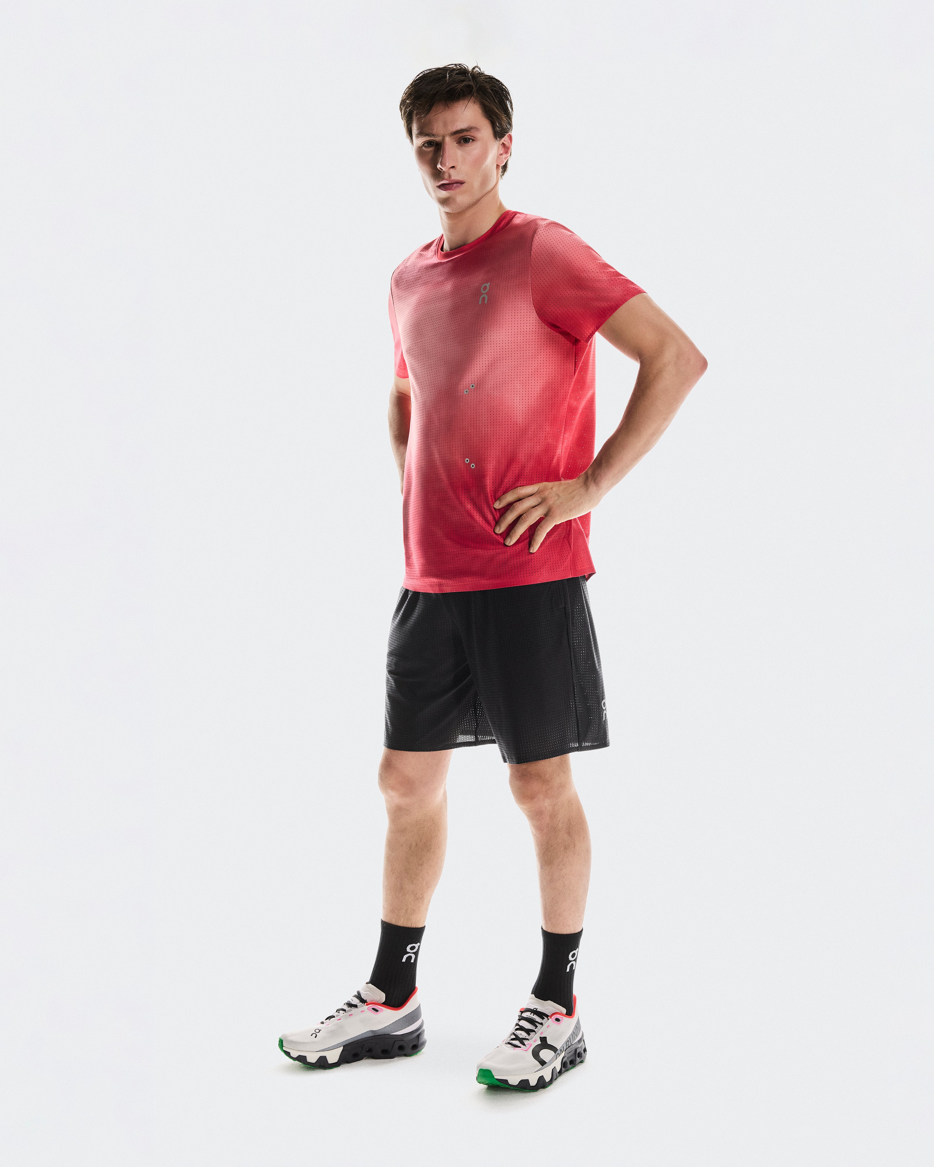 On Pace Mesh Shorts Black