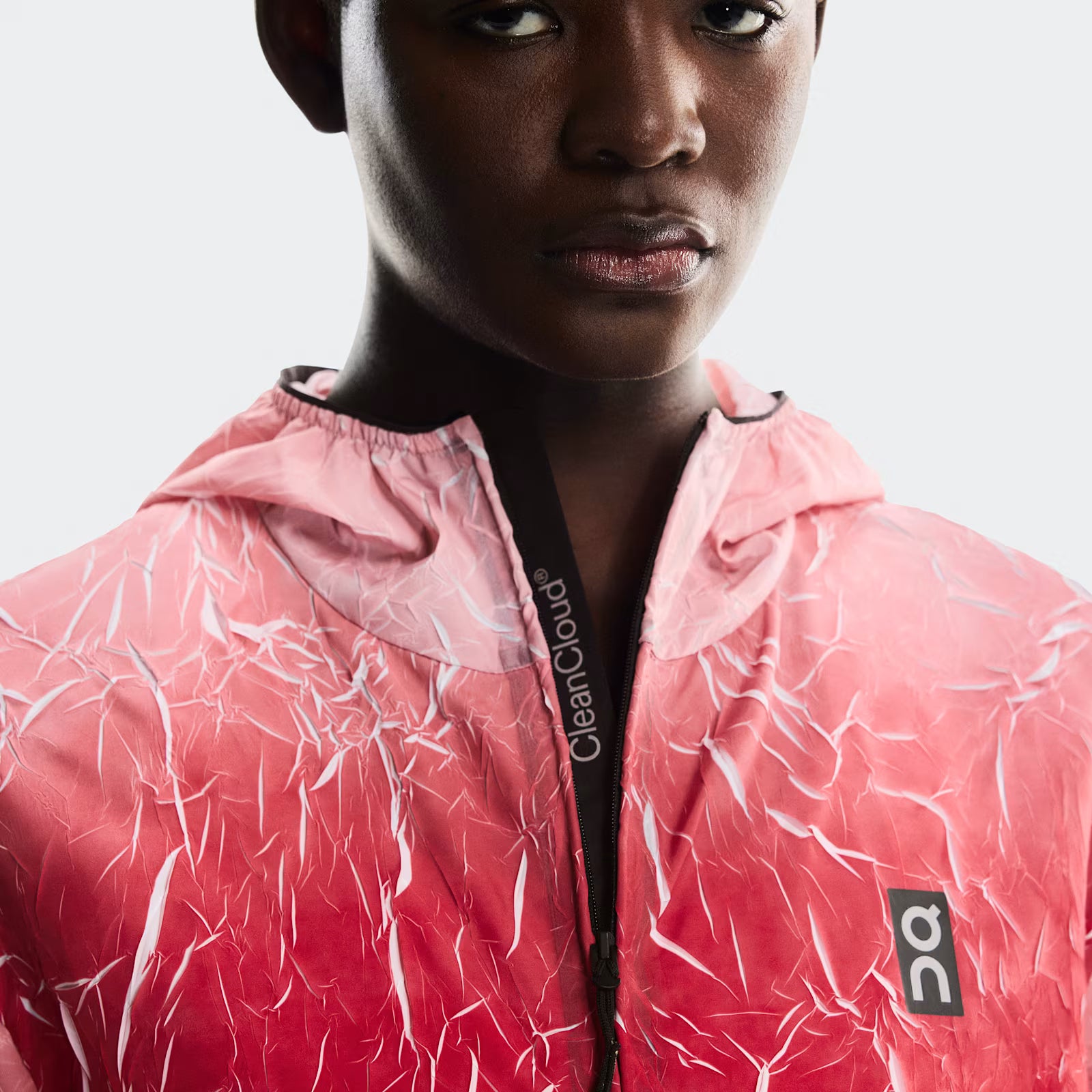 On Pace Run Jacket Red (Women'S)