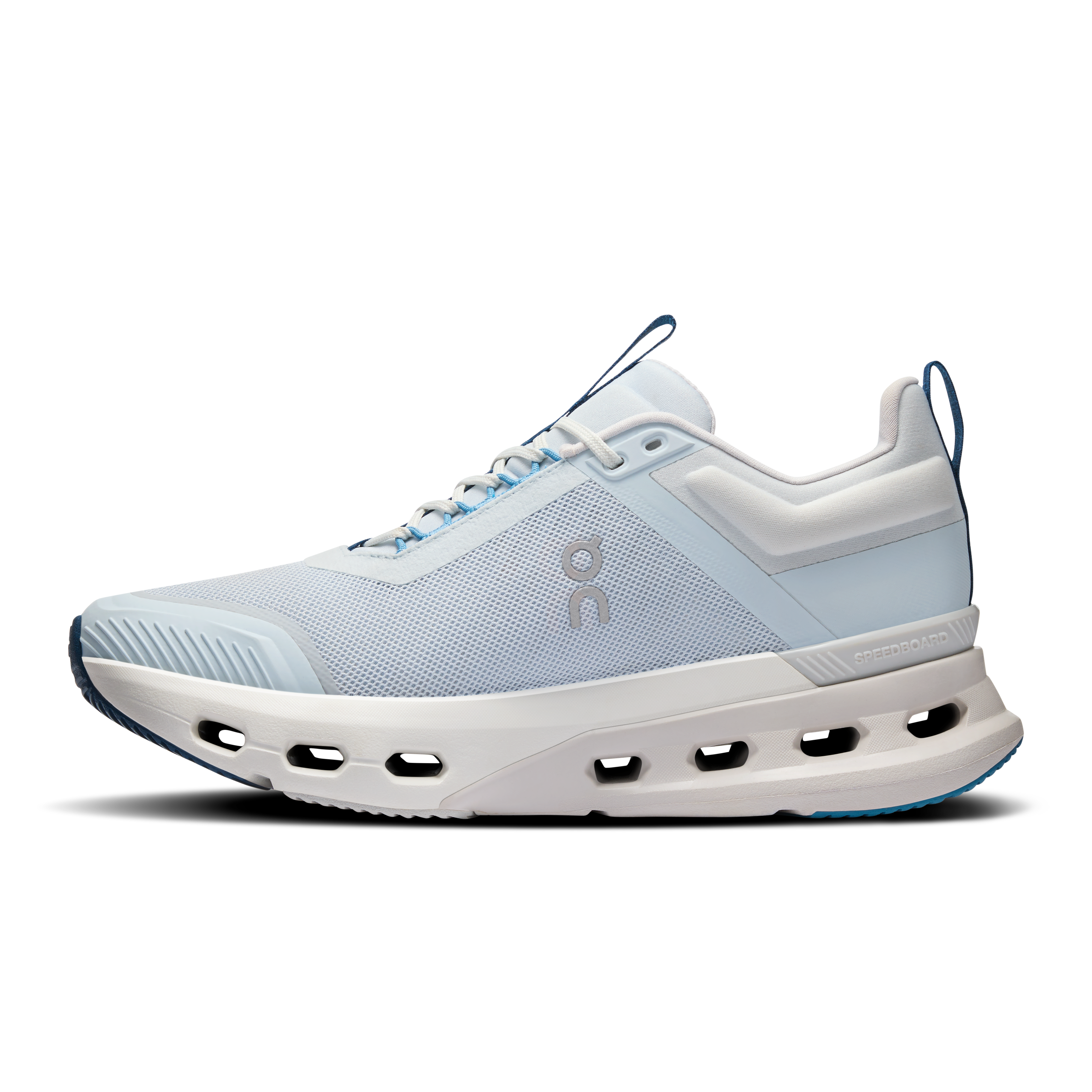 on running cloudnova x arctic niagara (women's)