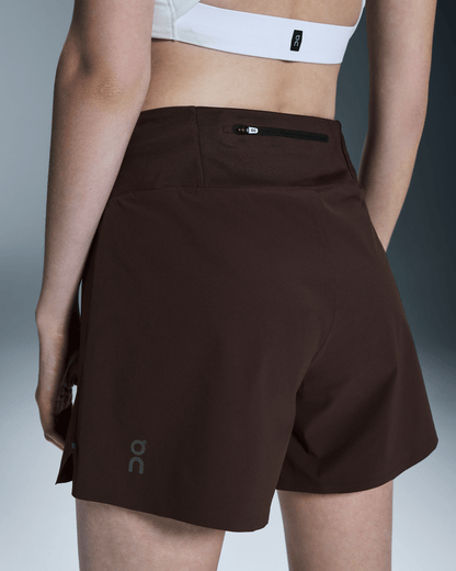 on 5" running shorts Ox (Women's)