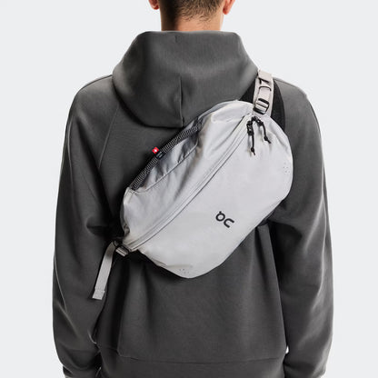 On Sling Pack 9L Glacier | Black