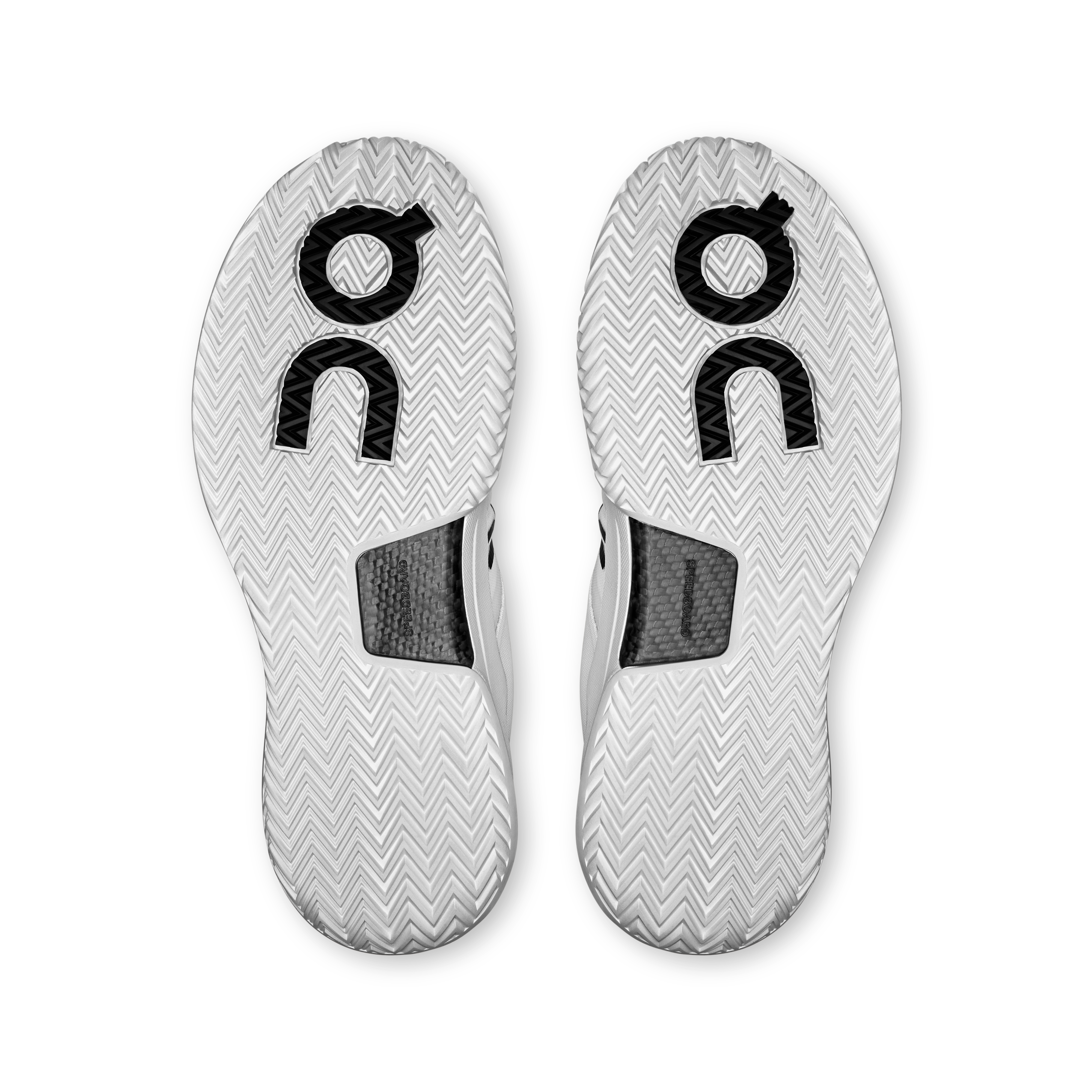 on running the roger pro 2 all white (women's)
