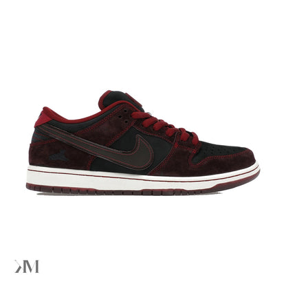 Nike SB Dunk Low Riot Skateshop Men's, side profile