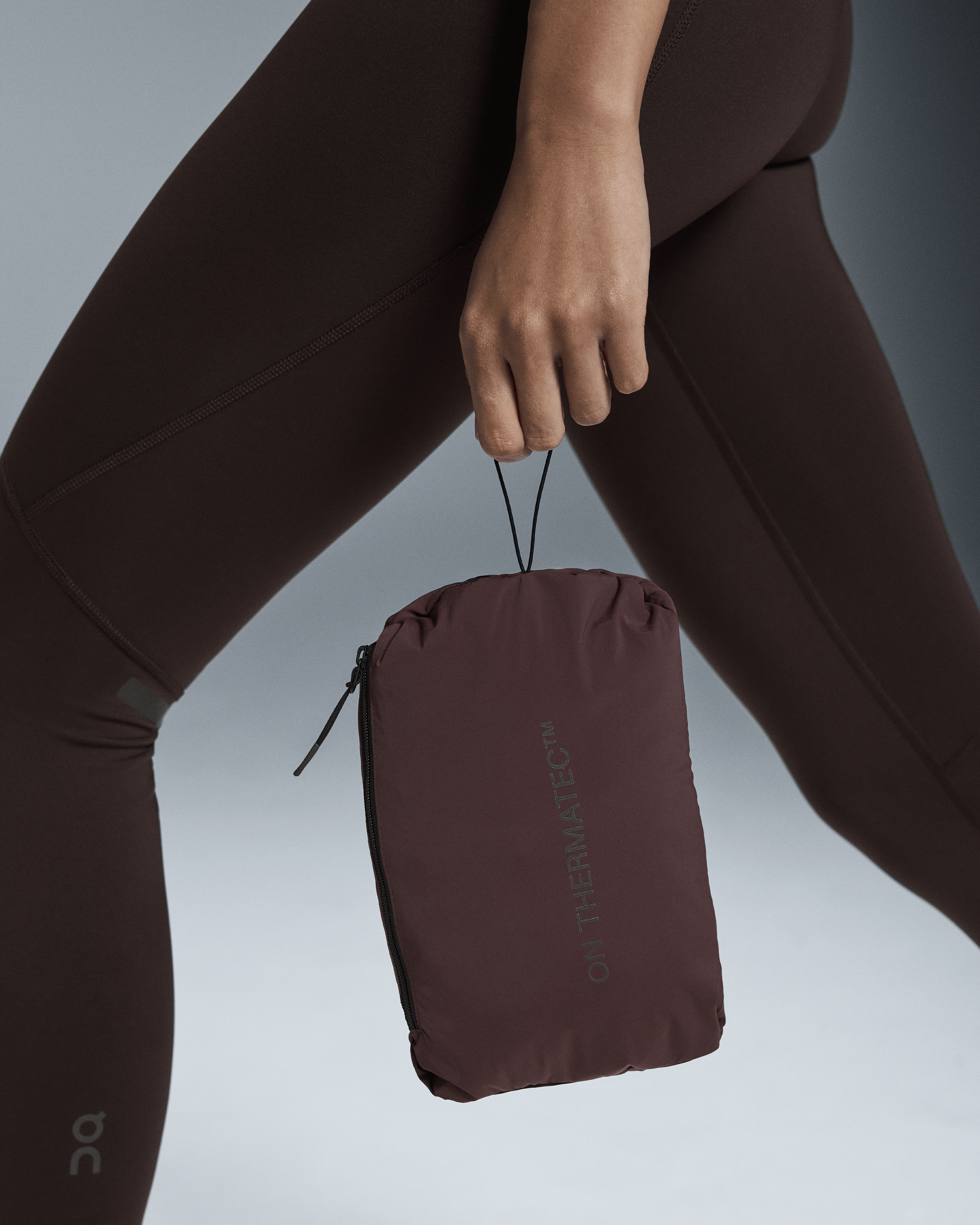 On Weather Jacket Insulated Mulberry (Women'S)