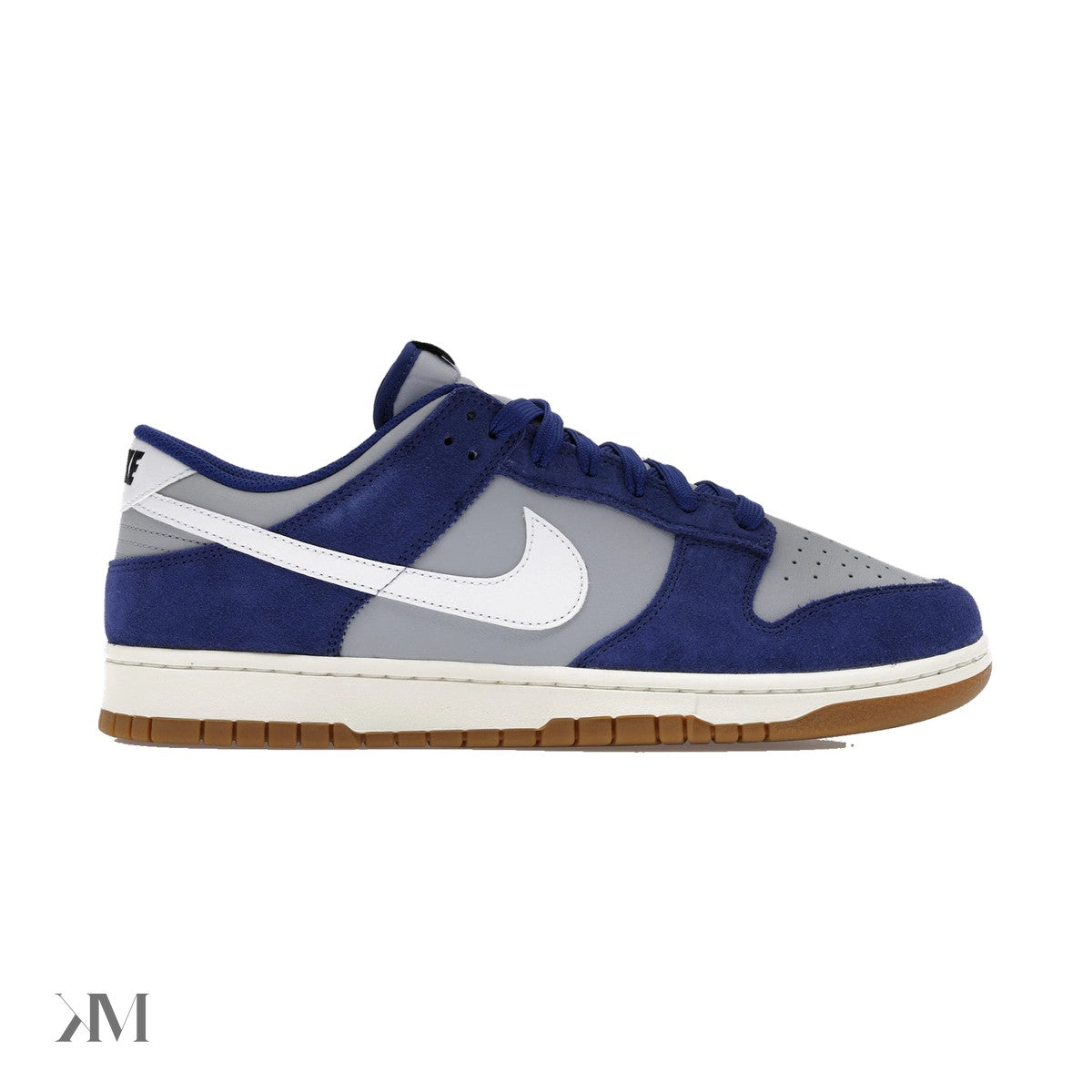Nike Dunk Low Retro SE Deep Royal Blue Gum, side profile