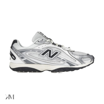 New Balance 204L Silver Metallic Black