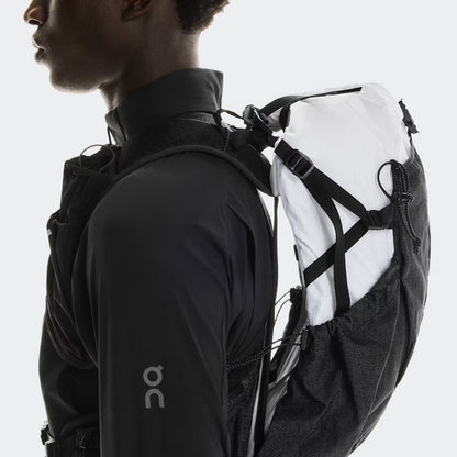 On Trail Pack 20L White | Black