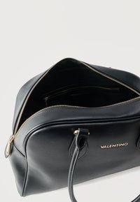 Valentino Special Arco Handbag Nero