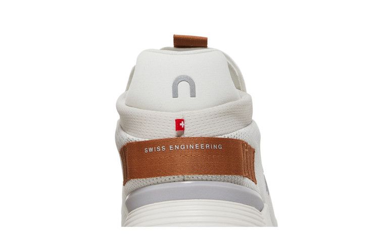 On Running Cloudnova White Pearl Brown