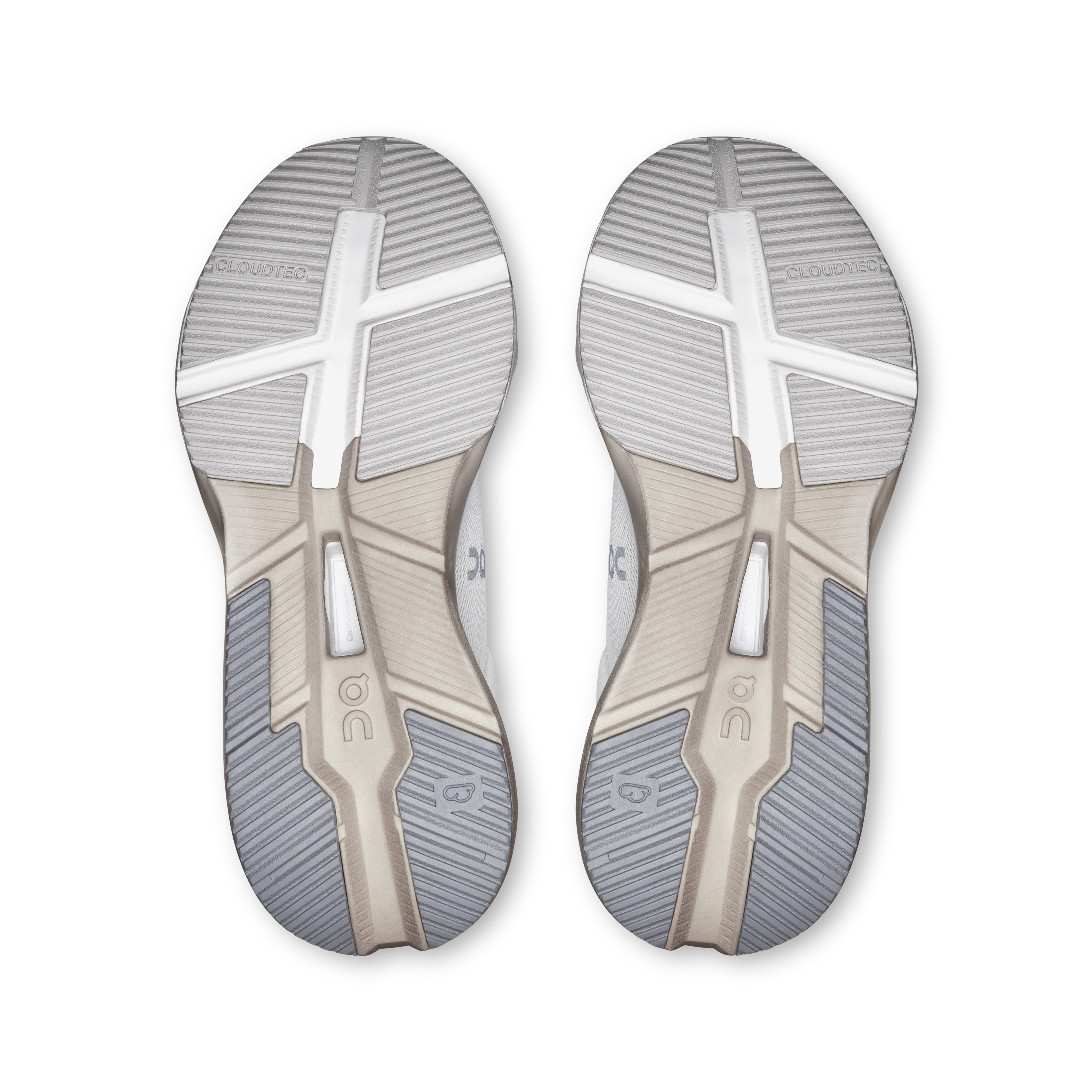 on running cloudnova x white glacier (women's)