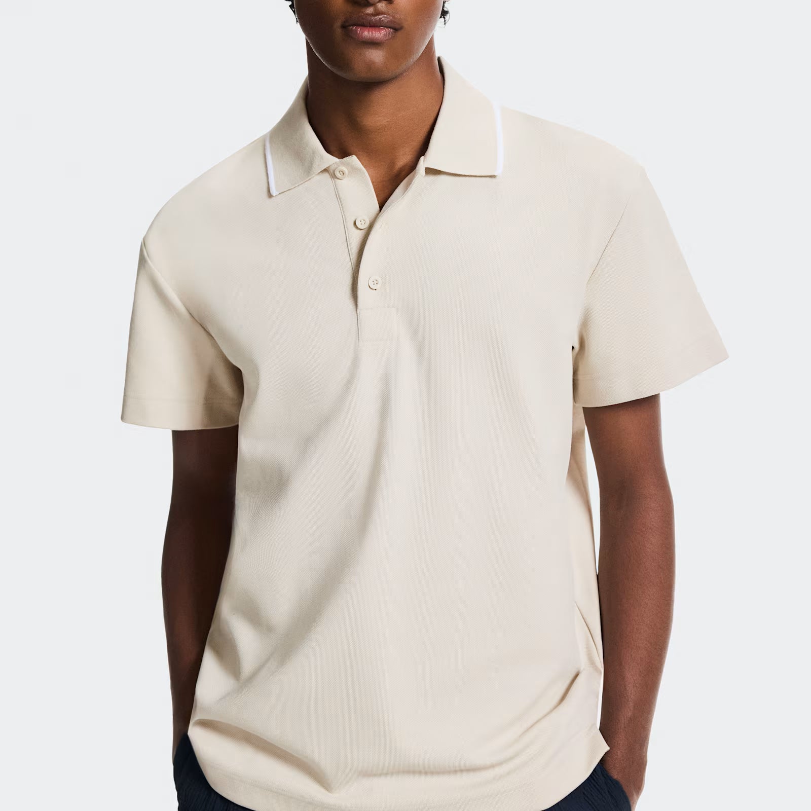 On Courtside Polo Sand | White