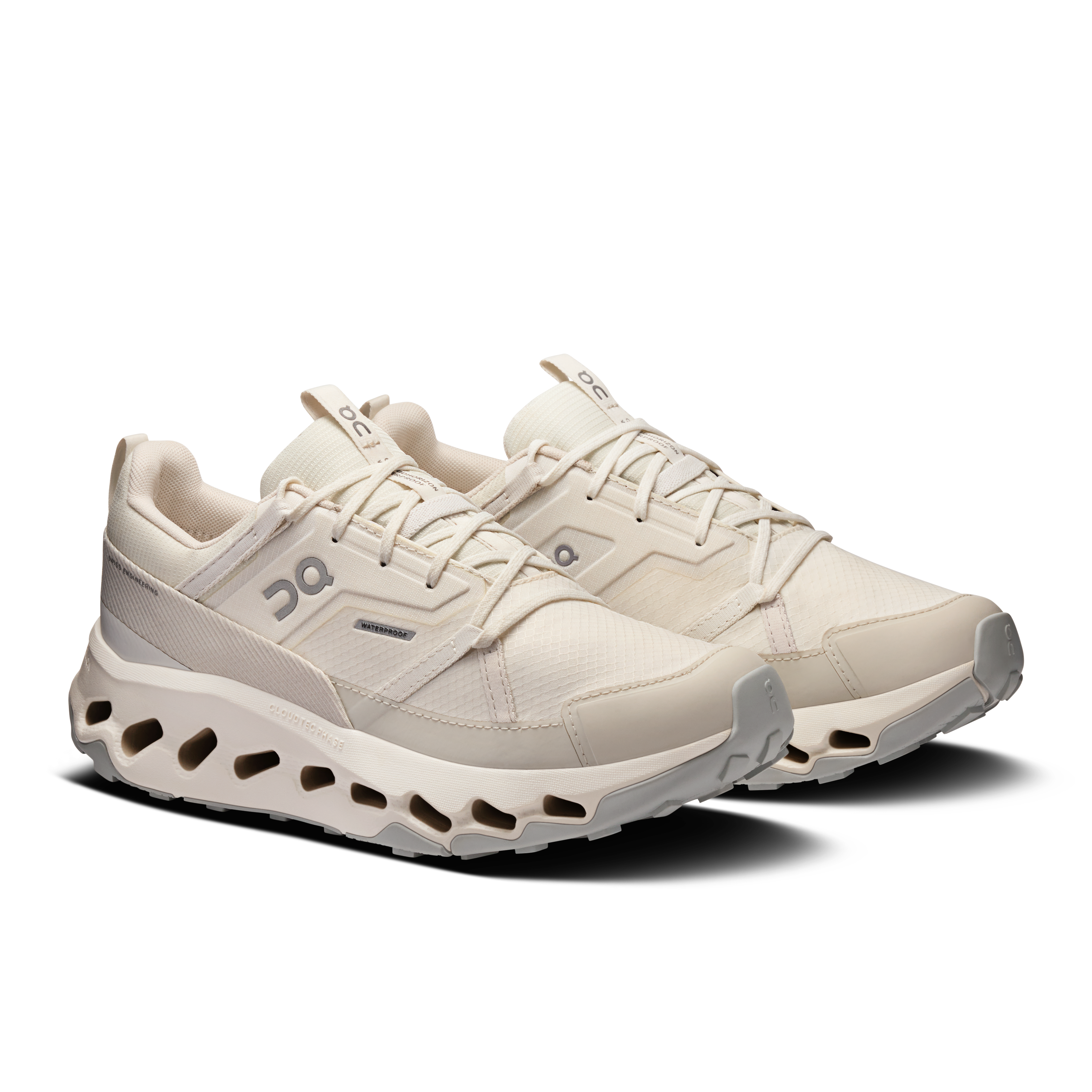on running cloudhorizon running waterproof ivory ice (women's)